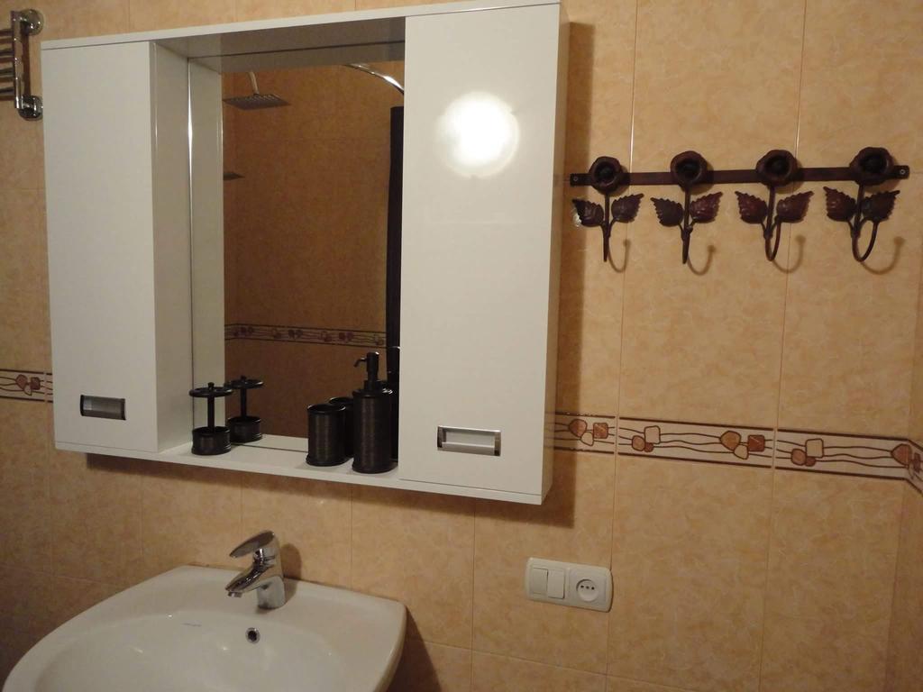 Art House Petunia Apartment Tbilisi Ngoại thất bức ảnh