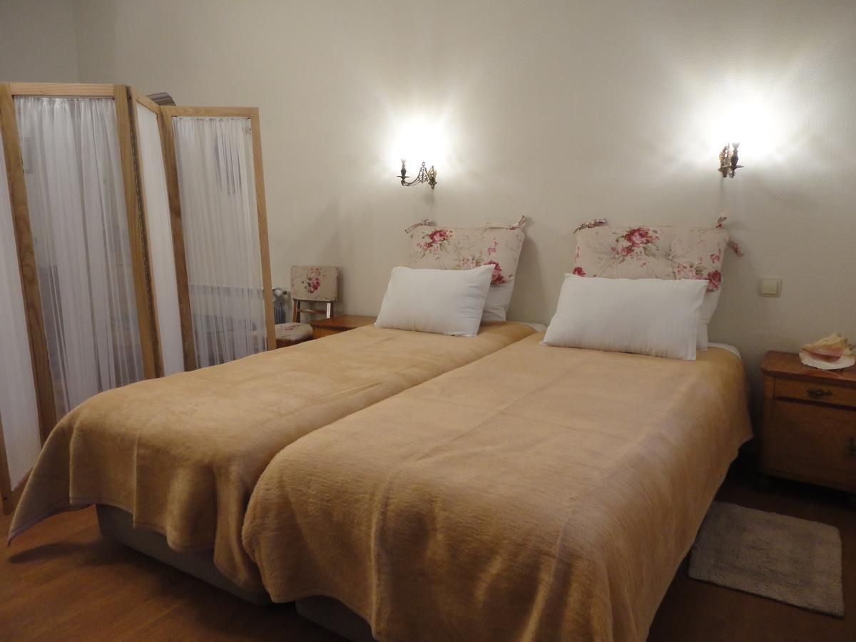 Art House Petunia Apartment Tbilisi Ngoại thất bức ảnh